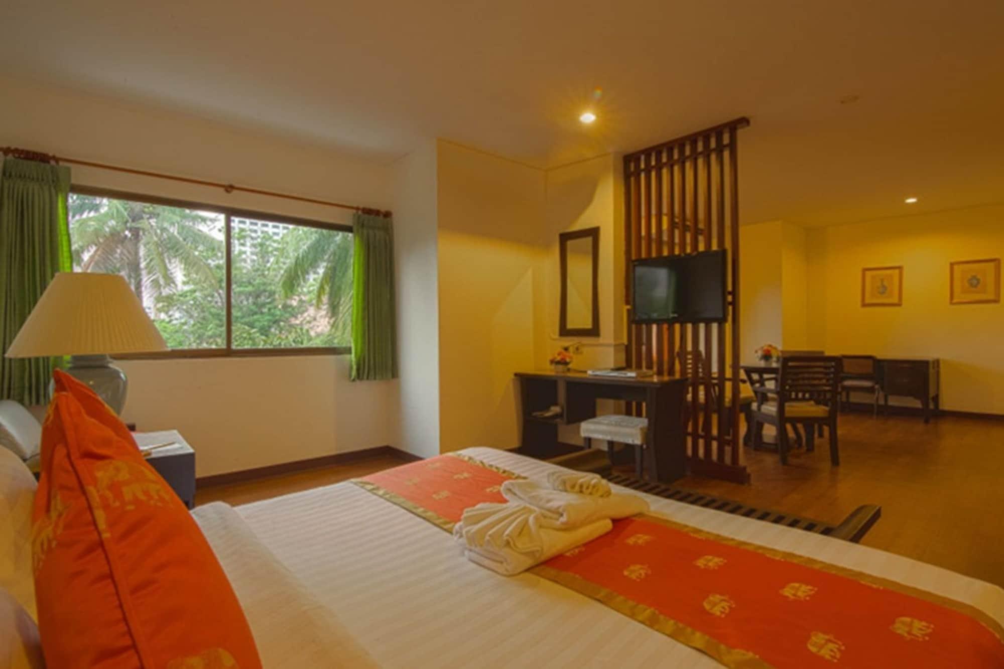 Woraburi Sukhumvit Hotel Бангкок Екстер'єр фото