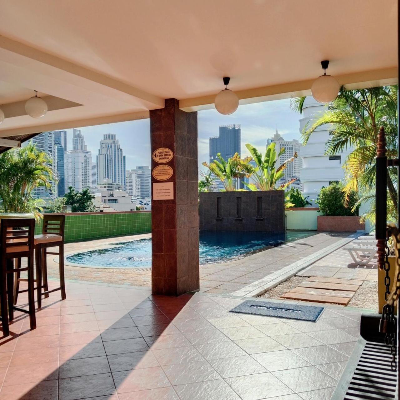 Woraburi Sukhumvit Hotel Бангкок Екстер'єр фото