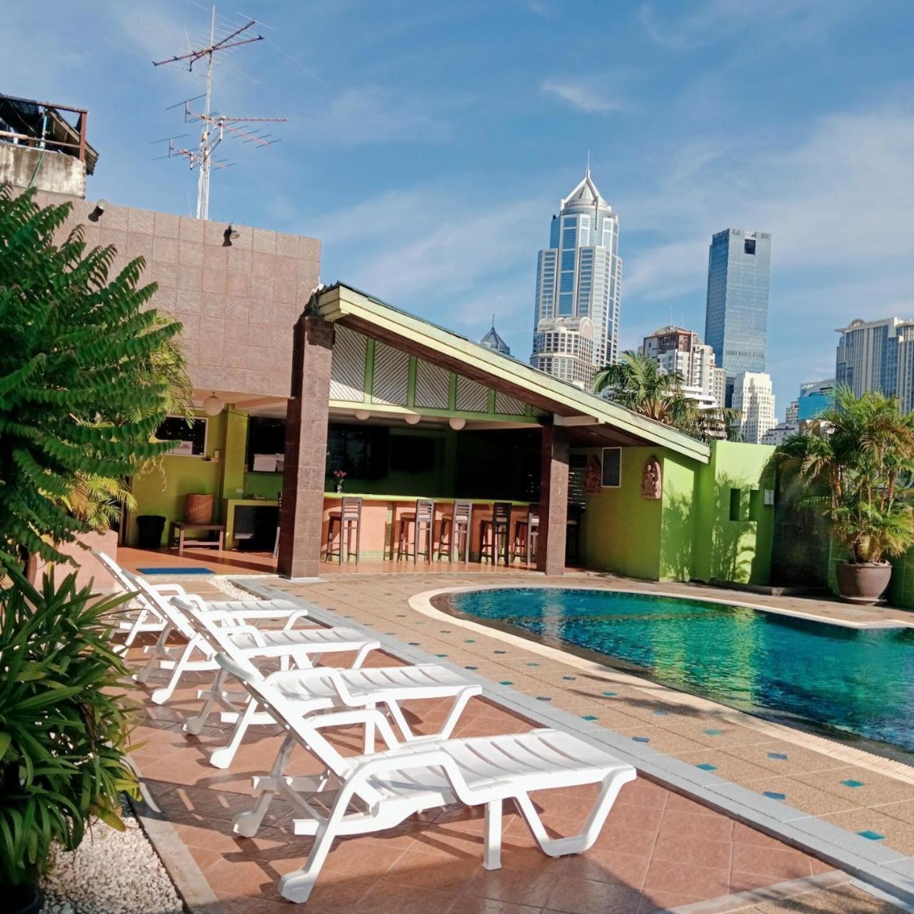 Woraburi Sukhumvit Hotel Бангкок Екстер'єр фото