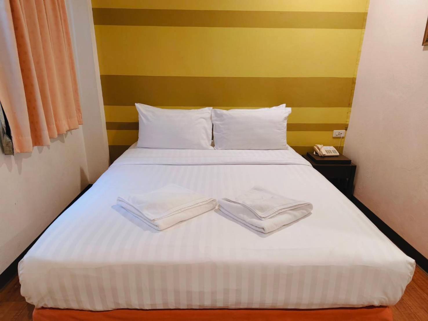 Woraburi Sukhumvit Hotel Бангкок Екстер'єр фото