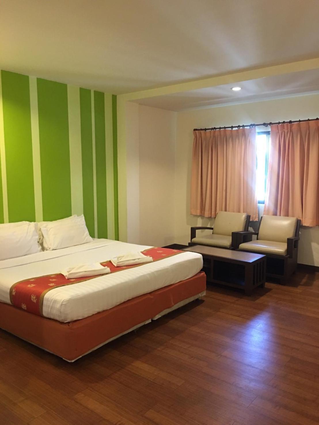 Woraburi Sukhumvit Hotel Бангкок Екстер'єр фото