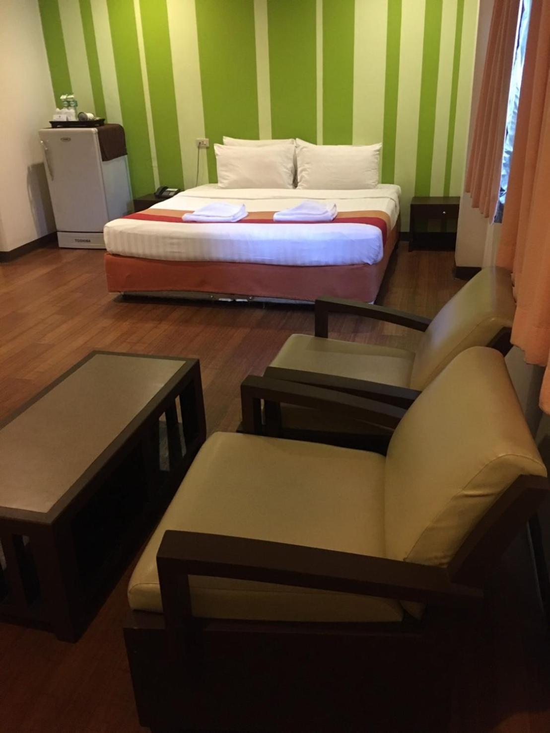 Woraburi Sukhumvit Hotel Бангкок Екстер'єр фото