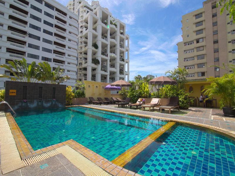 Woraburi Sukhumvit Hotel Бангкок Екстер'єр фото
